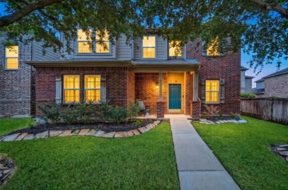 Villas Canyon Lakes West